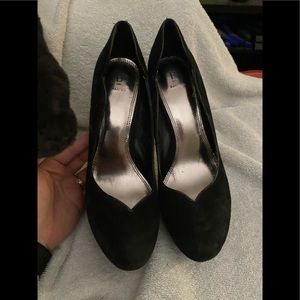 Black bakers heels, size 8.5